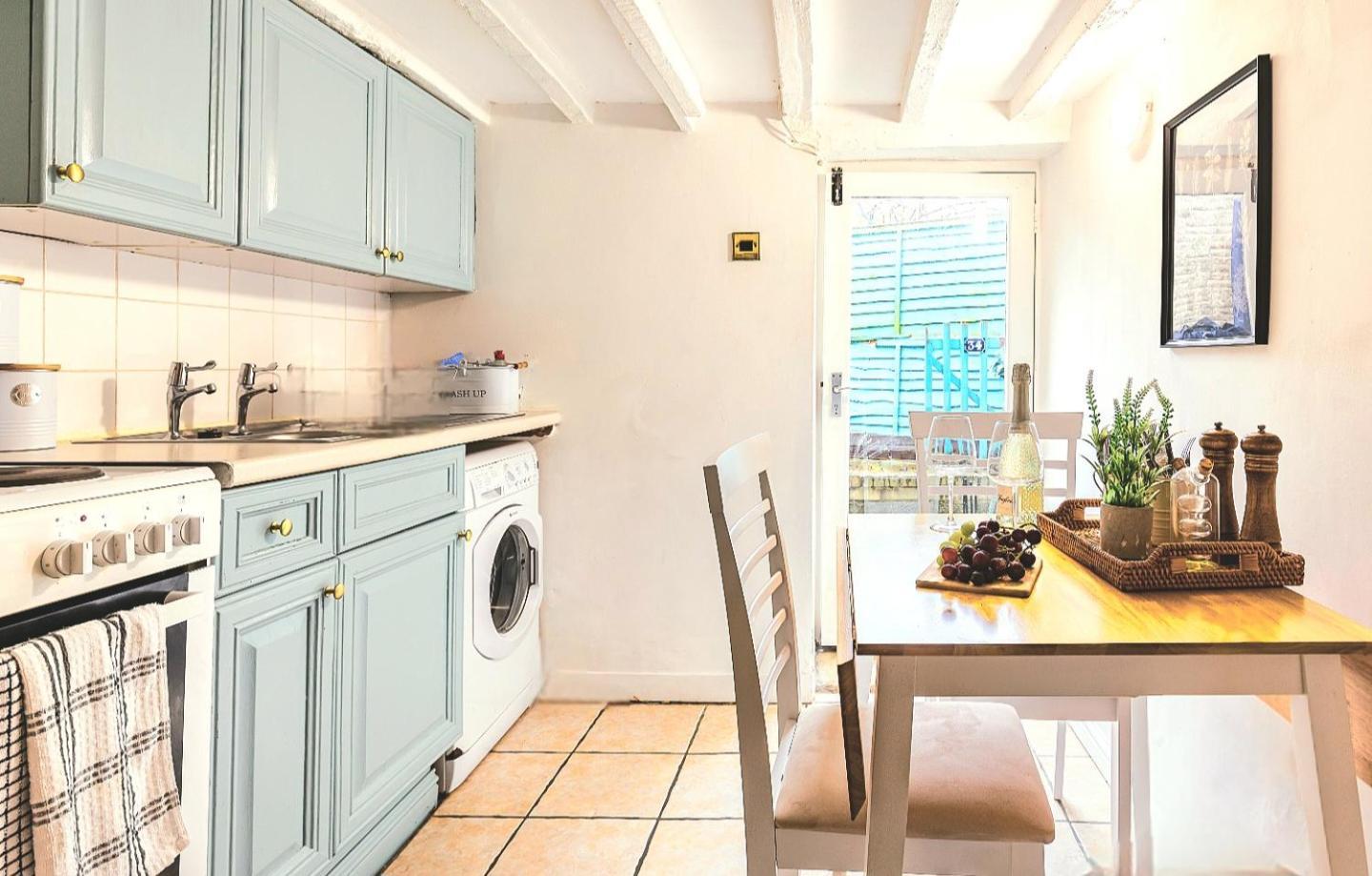 Holiday home Inglenook Cottage, The Cotswolds